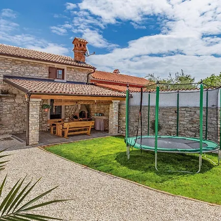 Hébergement de vacances Stunning In With Wifi *