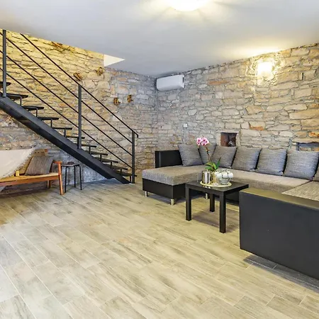 Stunning In With Wifi Peruski